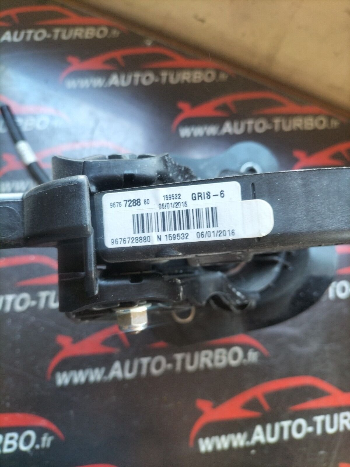 PEDALE EMBREYAGE COMPLET PEUGEOT 308 PHASE 2 9676728880