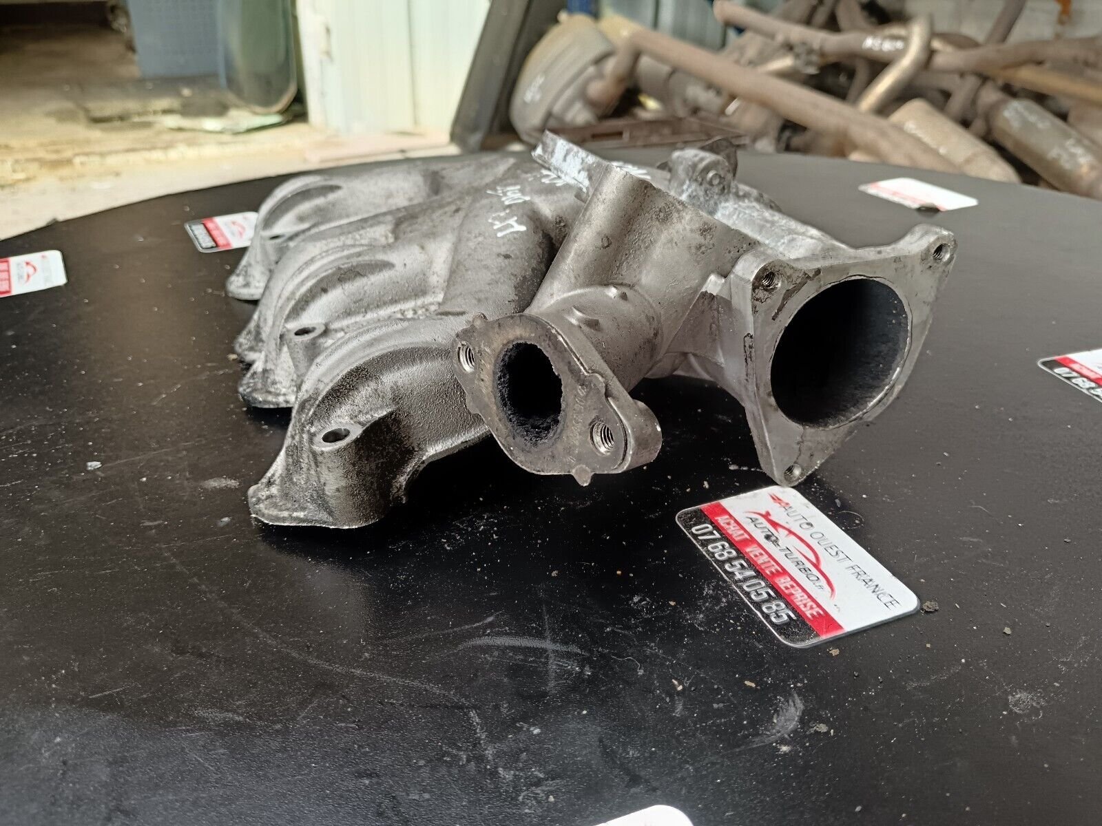 COLLECTEUR D'ADMISSION VOLKSWAGEN 2.0TDI 140CH REFERENCE:03G129637