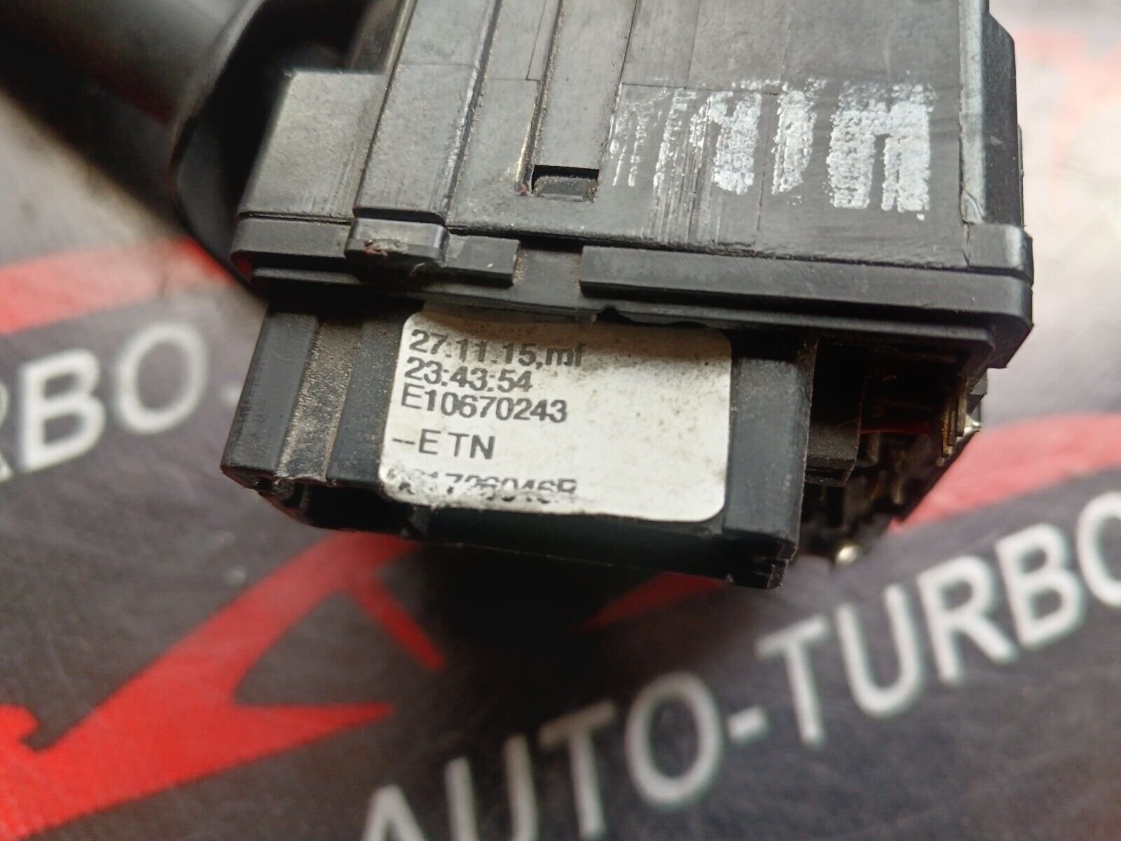 COMMODO DROIT DACIA REFERENCE: E10670243