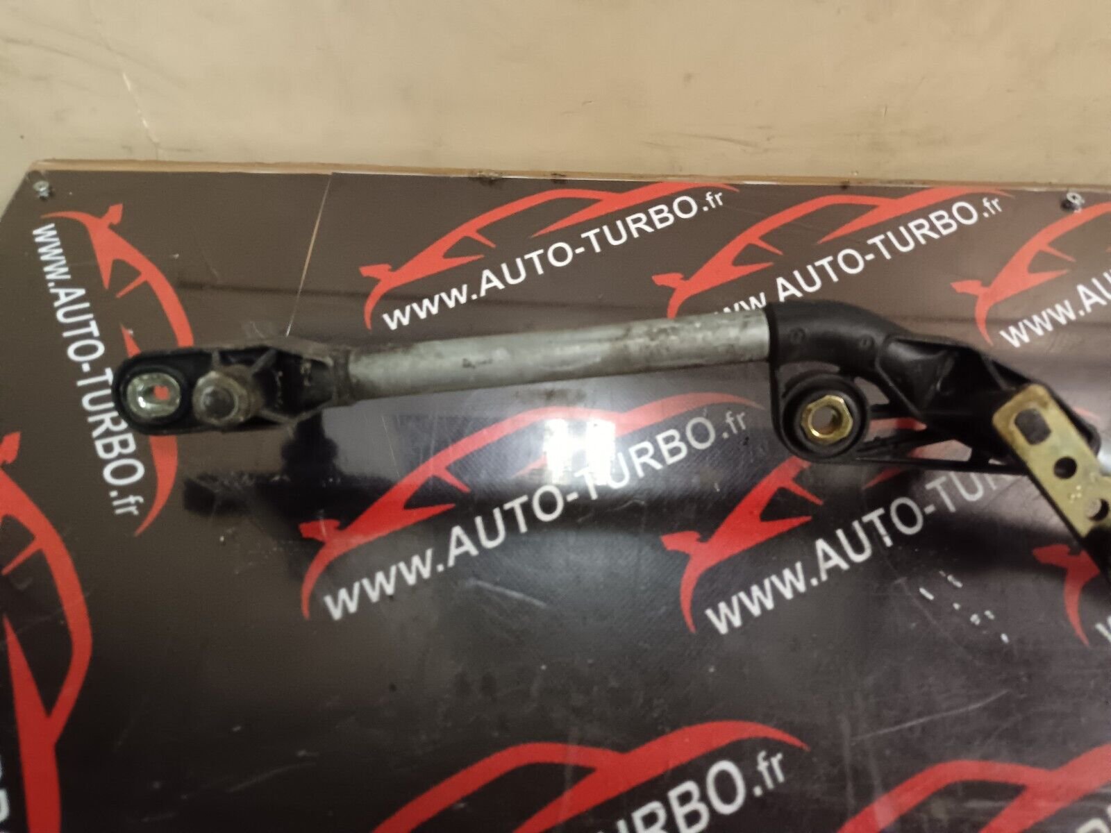 MOTEUR ESSUIE-GLACE AVANT RENAULT SCENIC 2 REFERENCE: 7701056003