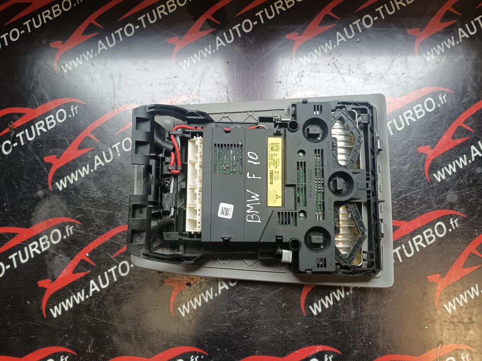 PLAFONIER CENTRALE BMW 520D F10 REFERENCE: 28300359