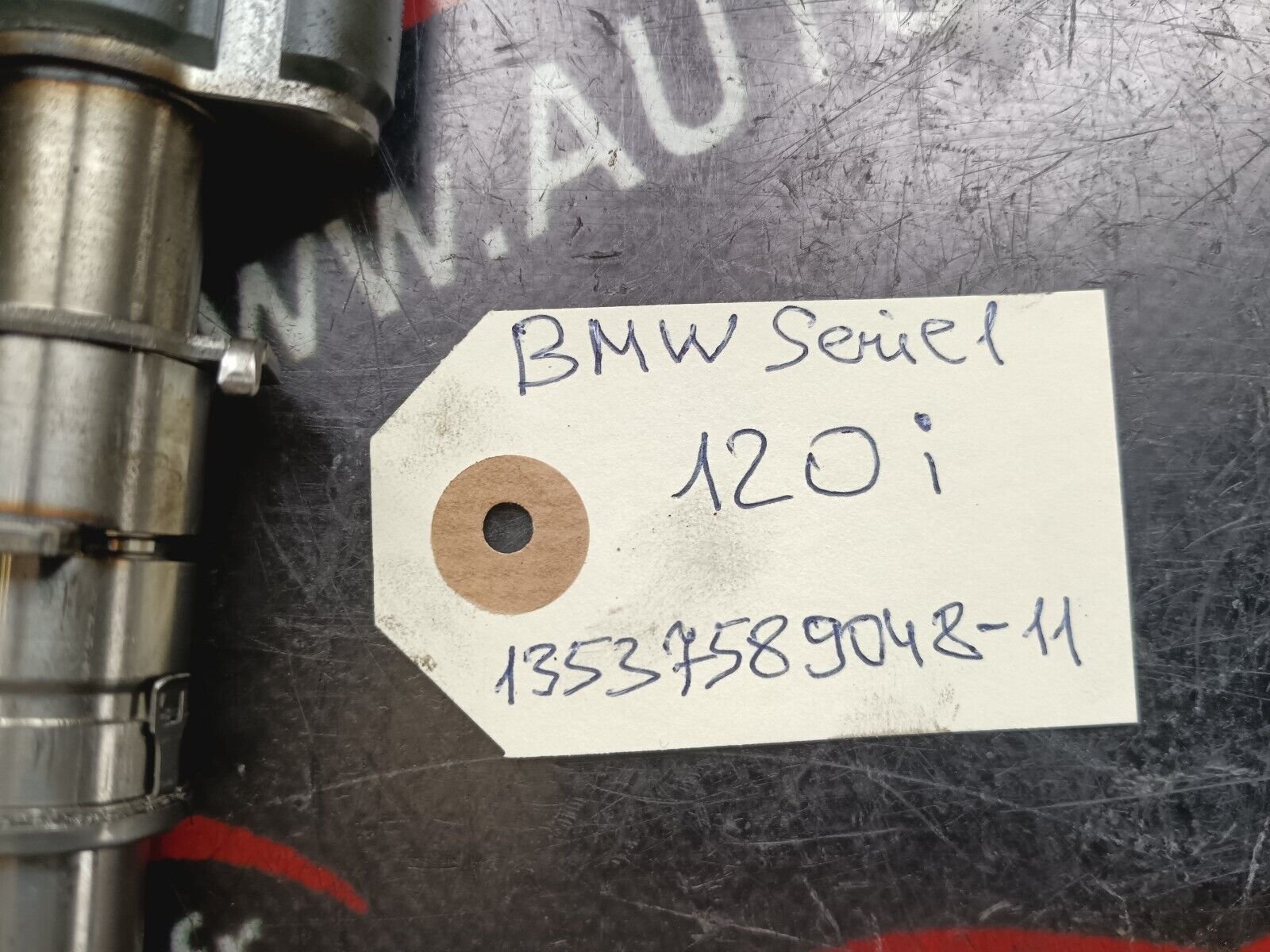 INJECTEUR DE CARBURANT BMW SERIE 1 120i REFERENCE: 7589048