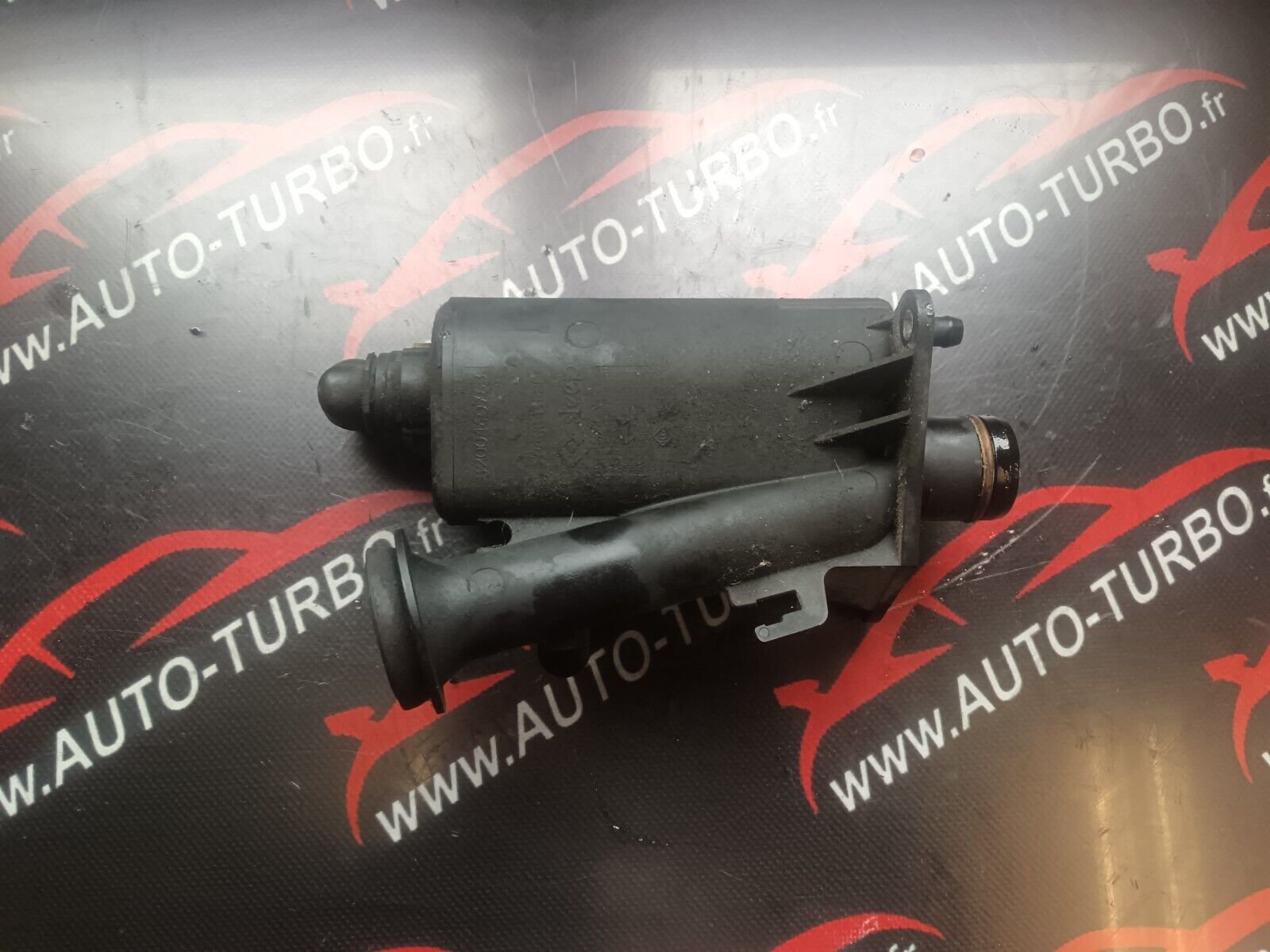 DECANTEUR HUILE RENAULT SCENIC 1.9DCI REFERENCE: 8200140763