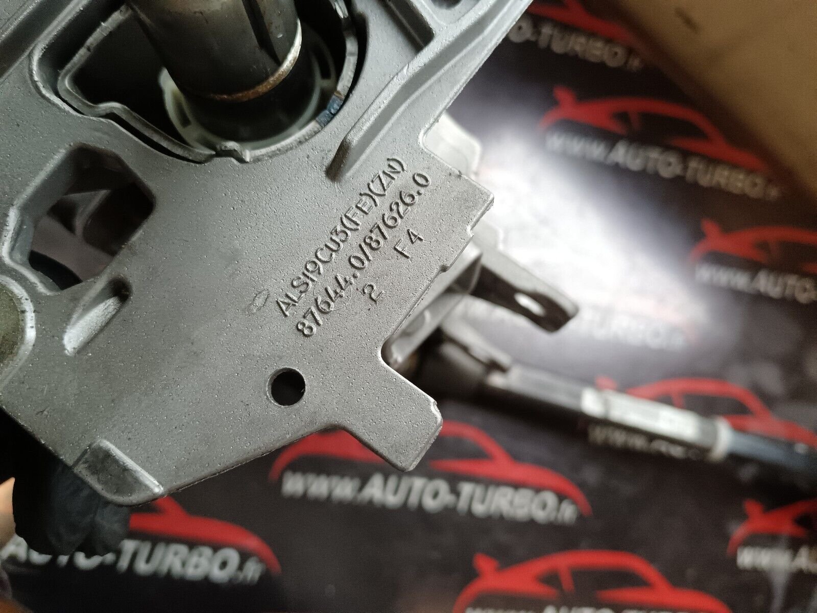 COLONNE DE DIRECTION CITROEN C4 COUPE REFERENCE: 9688683977