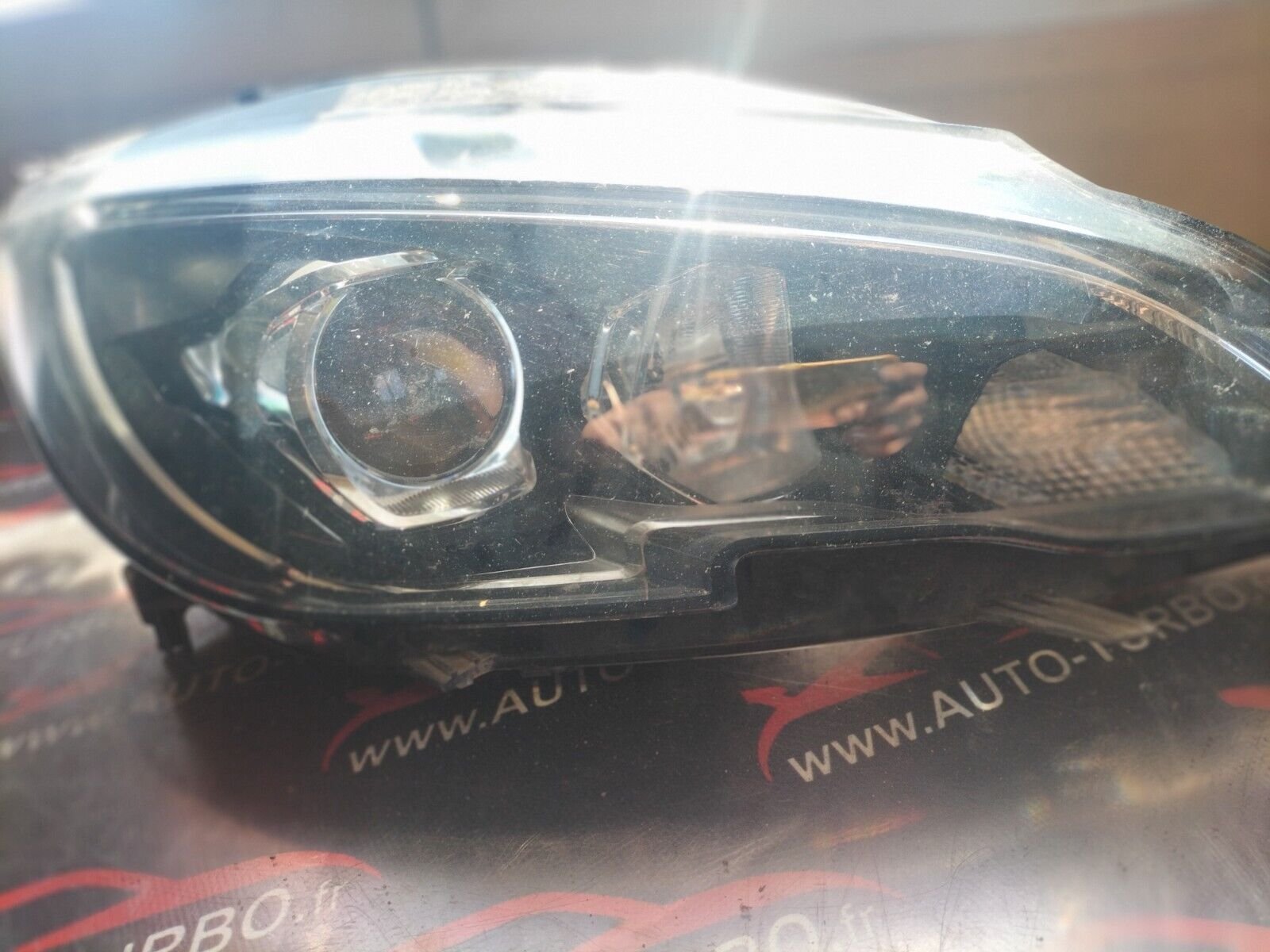 OPTIQUE DE PHARE XENON AVANT DROITE PEUGEOT 308 PHASE 2