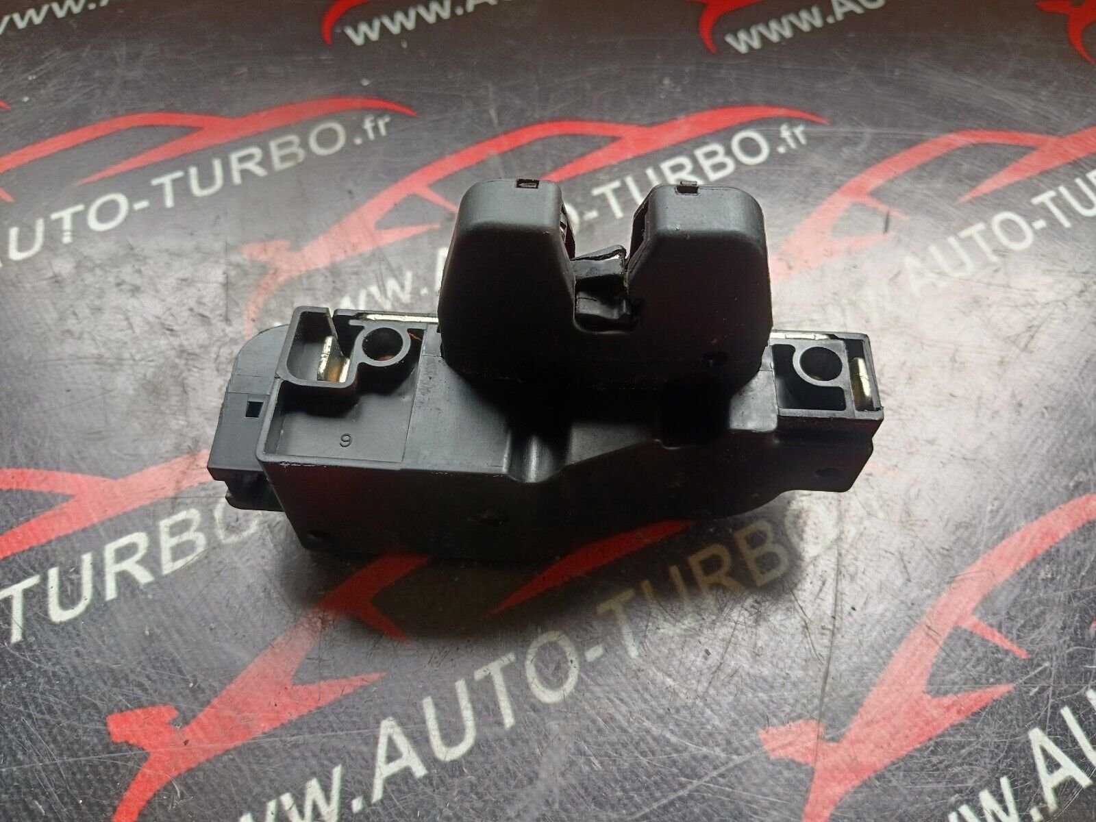 SERRURE DE HAYON CITROEN C4 COUPE REFERENCE: 9652301980