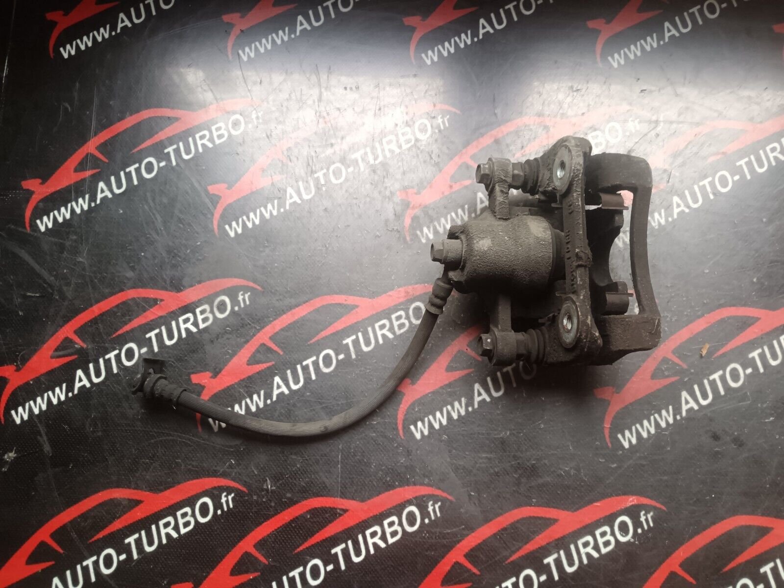 ETRIER ARRIERE GAUCHE HYUNDAI i30