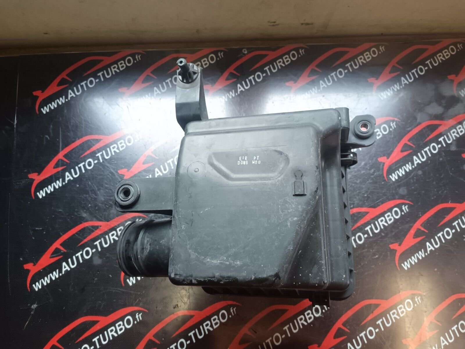 BOITE FILTRE A AIR HYUNDAI i30 1.6CRDI 90CH REFERENCE: 281002H200
