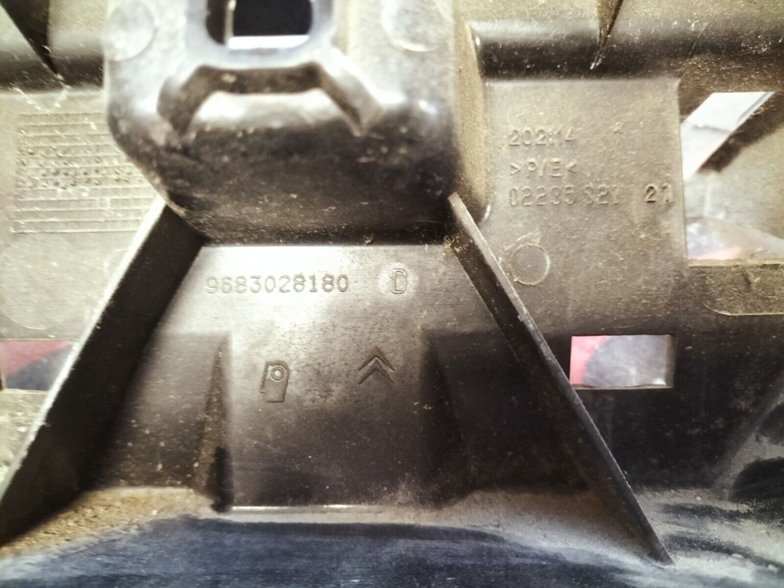 ABSORBEUR PARE CHOC ARRIERE CITROEN C4 9683028180D