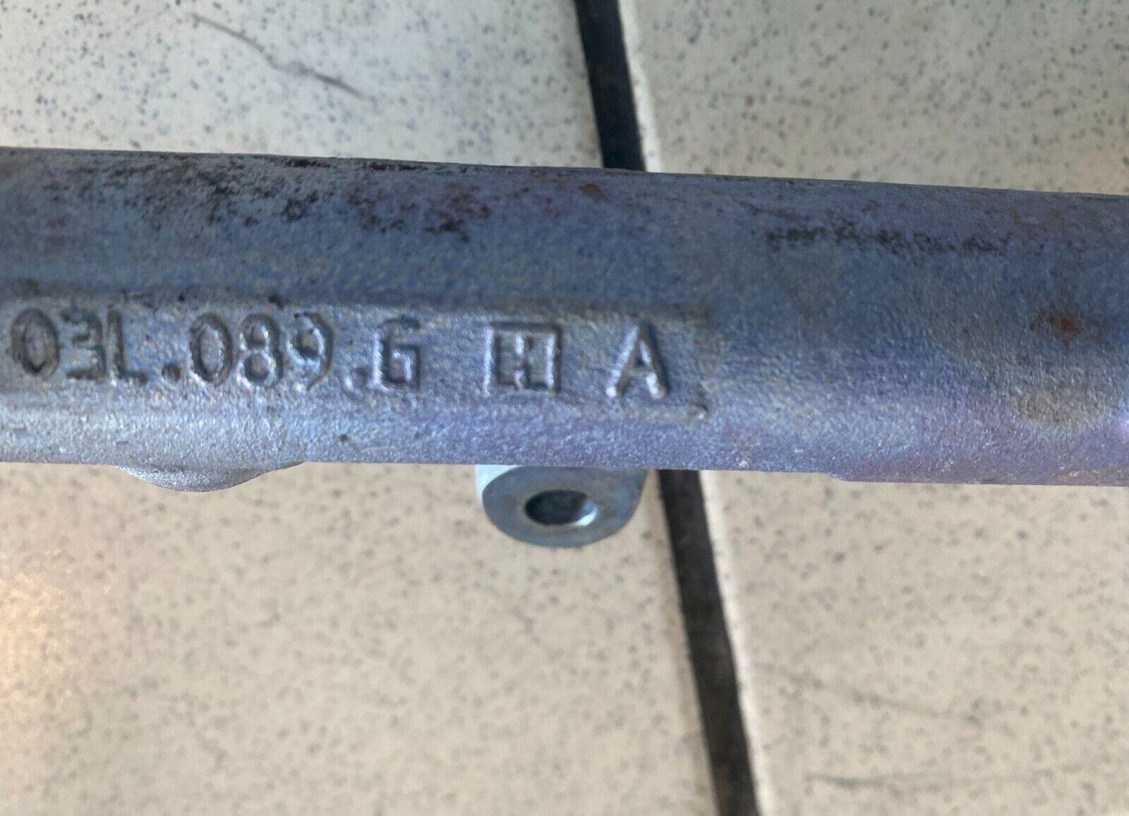 03L089G Rail de Carburant POUR AUDI VW SEAT 2.0 TDI 143 CV