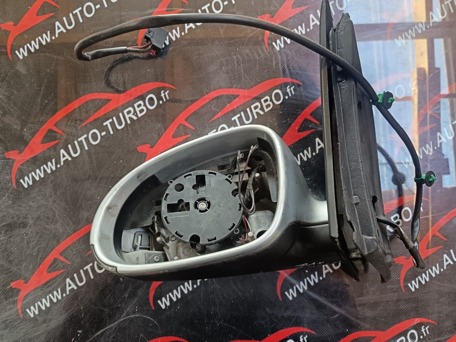 RETROVISEUR GAUCHE  VOLKSWAGEN GOLF V REFERENCE: 1K0857933