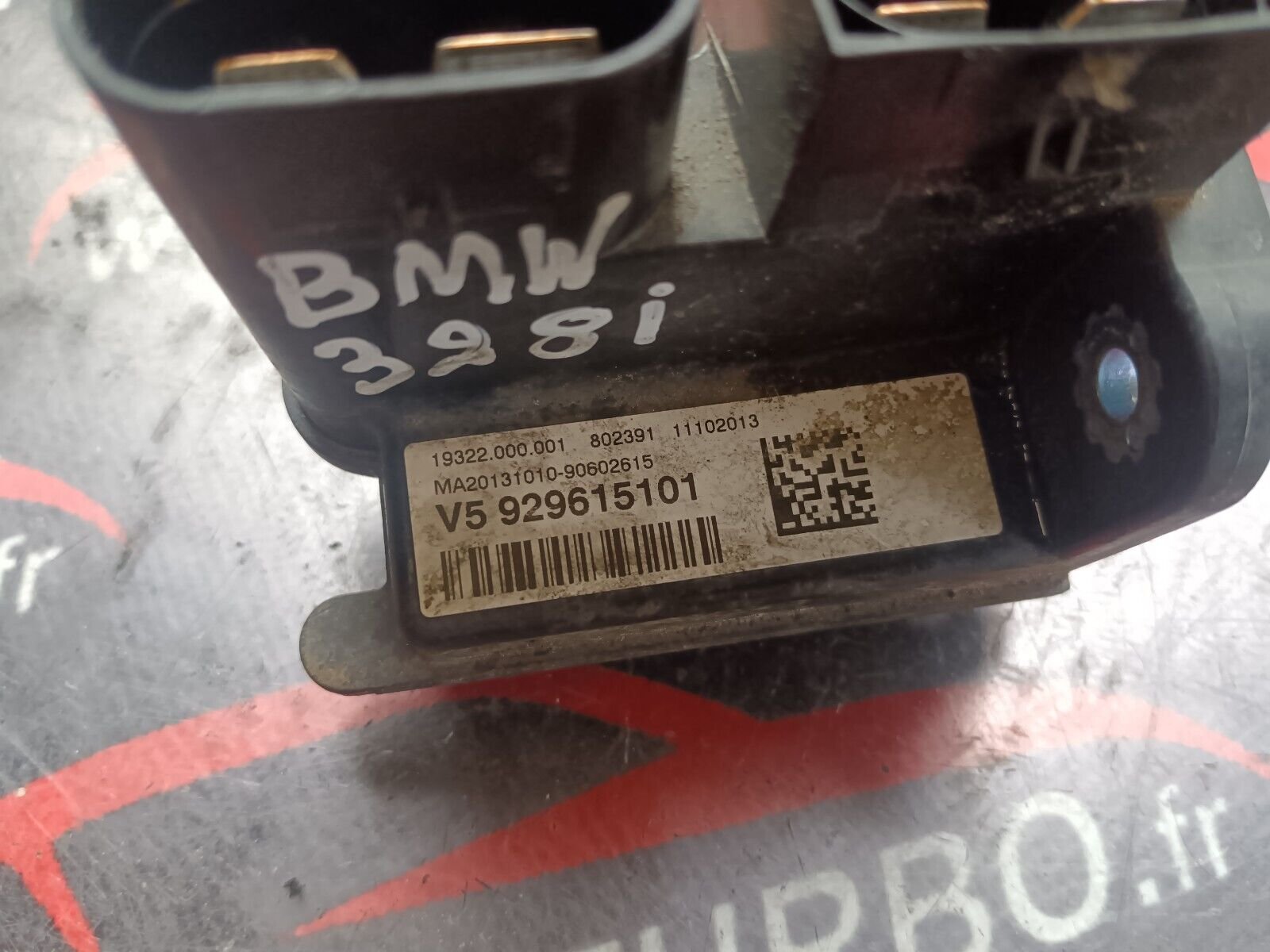 BMW 328i GT REFERENCE: 929615101