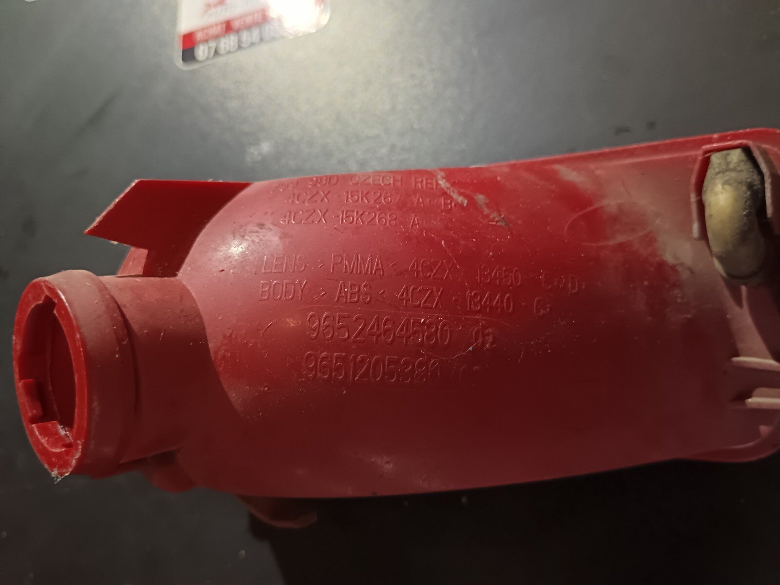 FEU DE RECUL GAUCHE CITROEN C4 REFERANCE: 9652464580