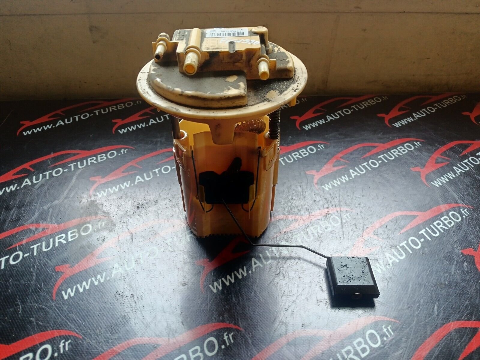 POMPE A GAVAGE CITROEN C4 PICASSO REFERENCE: 9657601780