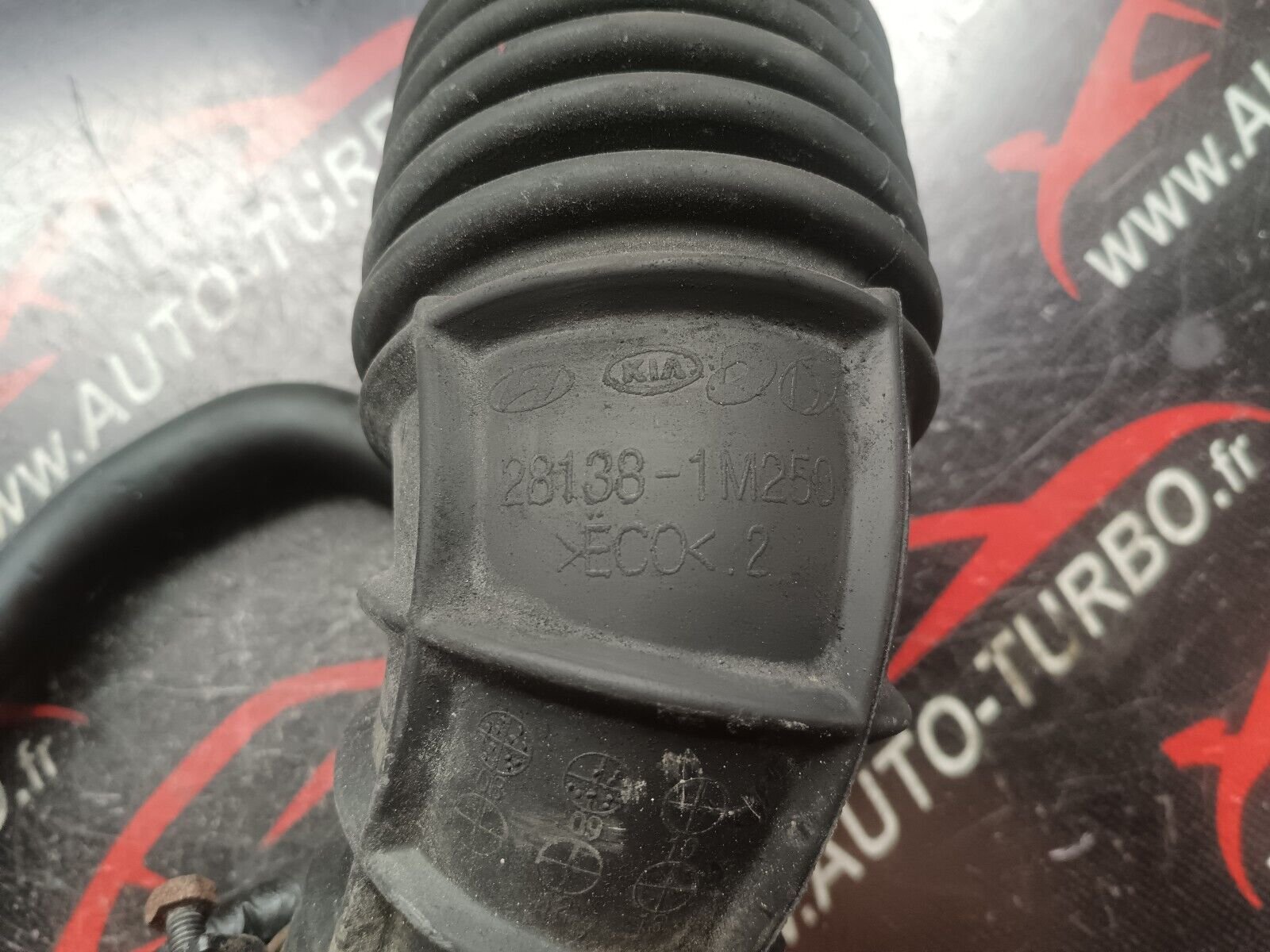 TUYAU CONDUIT D'AIR HYUNDAI i30 1.6CRDI 90CH REFERENCE: 28138-1M250