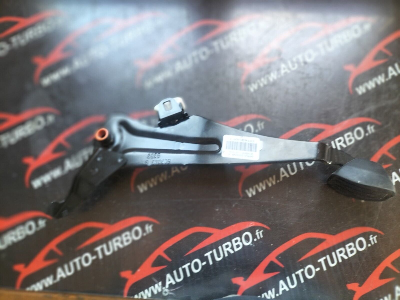 PEDALE DE FREIN PEUGEOT 308 PHASE 2 6C3043G