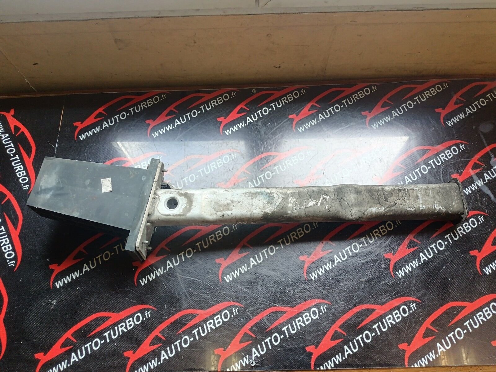 RENFORT PARE CHOC AVANT DROIT CITROEN C4 PICASSO