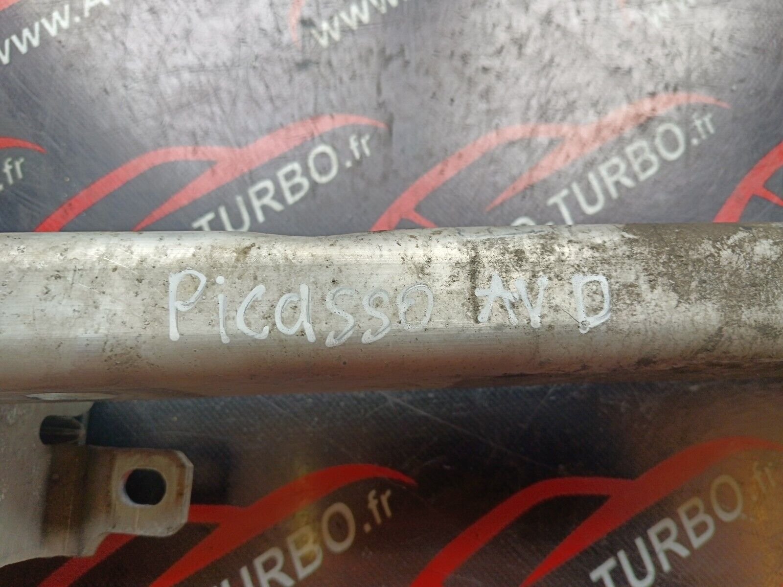 RENFORT PARE CHOC AVANT DROIT CITROEN C4 PICASSO