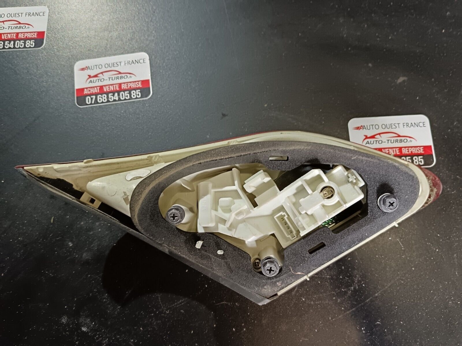 FEU ARRIERE DROIT SECONDAIRE OPEL ASTRA REFERANCE: 13306456