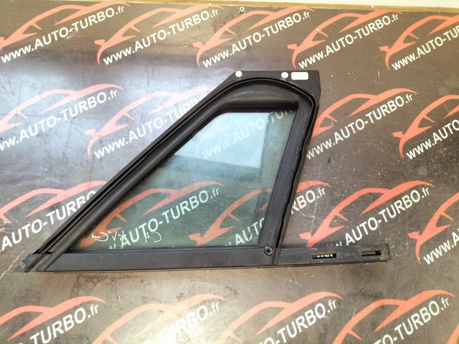 CUSTODE AVANT GAUCHE CITROEN C4