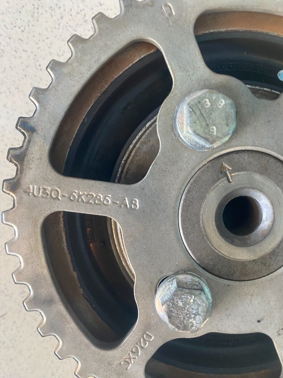 4U3Q6K286AB poulie d arbre à cames pour LAND ROVER 2.7 DIESEL 190 CV