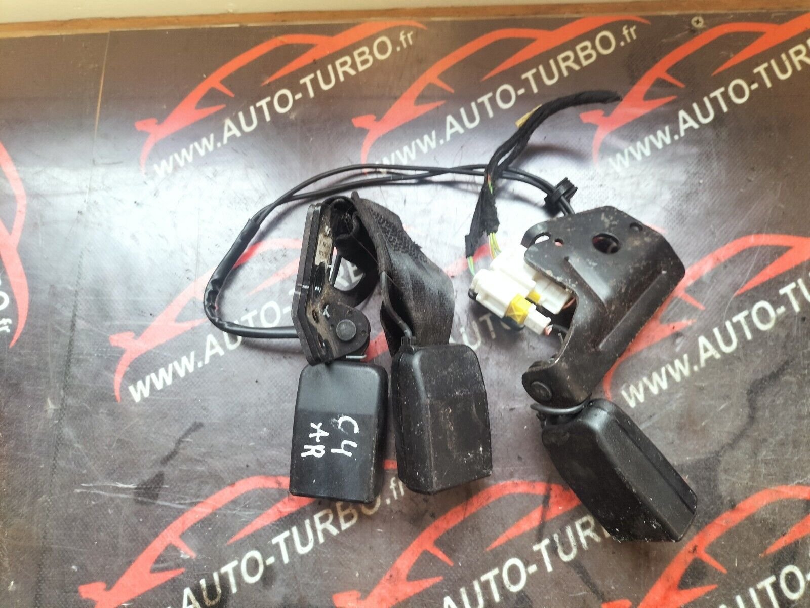 BOUCLE DE CEINTURE ARRIERE GAUCHE   CITROEN C4 CC627-AA