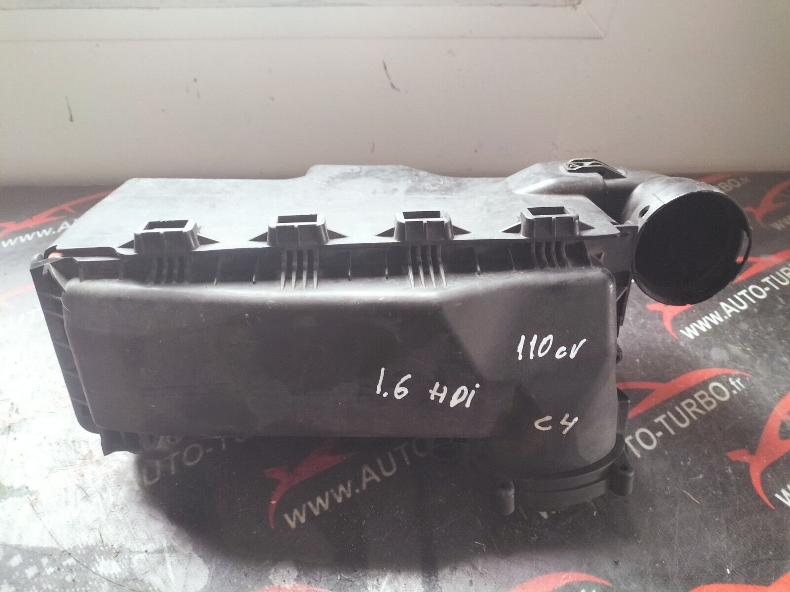 BOITIER FILTRE A AIR CITROEN C4 1.6 HDI 110 CH 9663365980