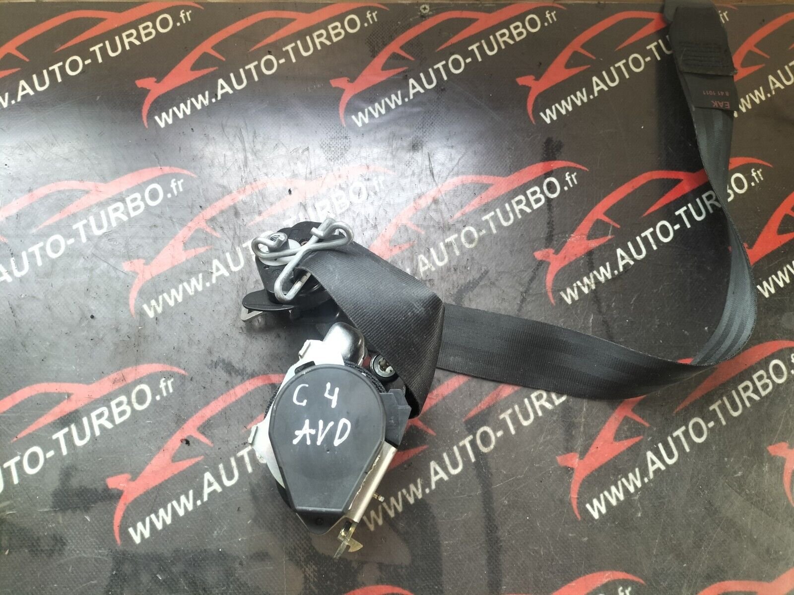 CEINTURE DE SECURITE AVANT DROITE CITROEN C4  96527696