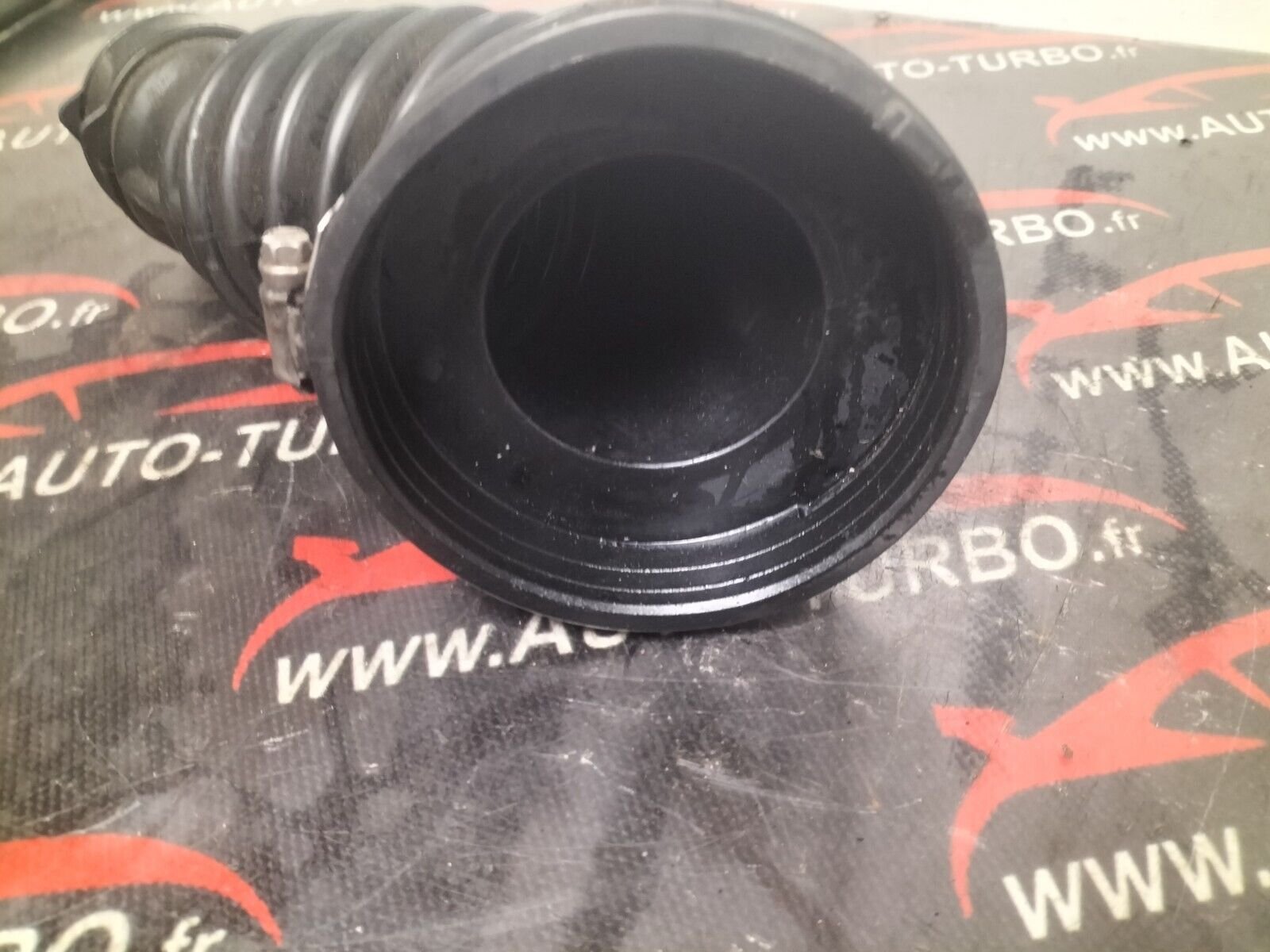 TUYEAU ADMISSION AIR TURBO OPEL INSIGNIA  1.6 CDTI 84120196 , 000251397