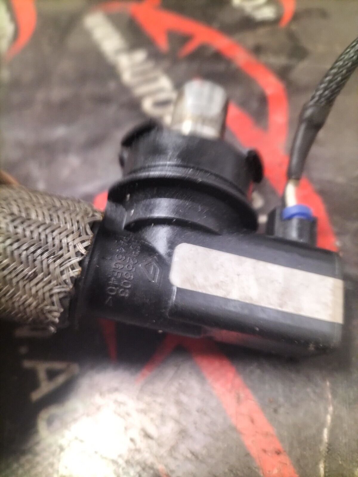 CAPTEUR DE PRESSION D'HUILE  IVECO DAILY VI  2.3  5802052418  PA46GF40 HSR25503