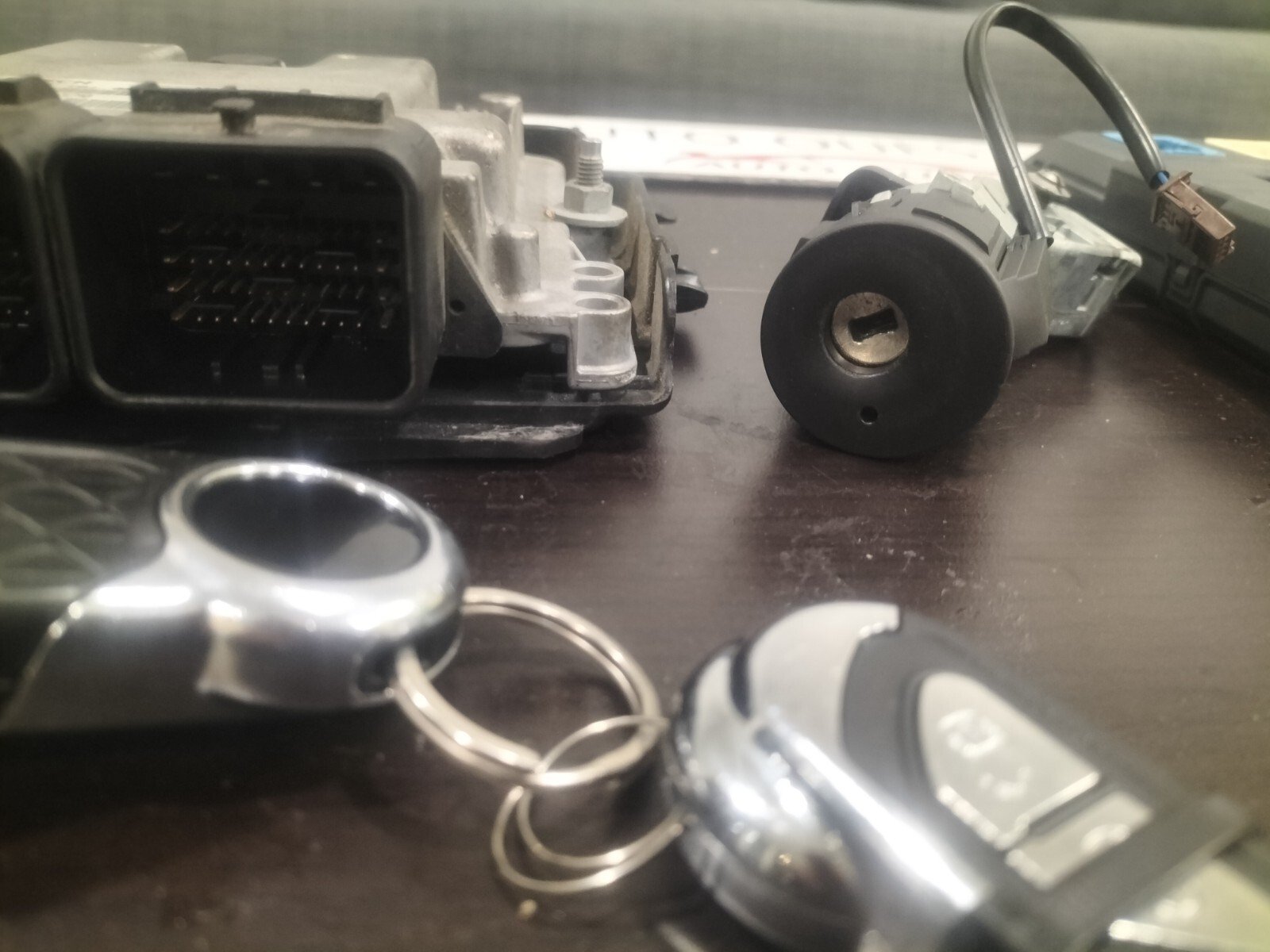 KIT DE DEMARRAGE CITROEN DS3 .  1.6 THP 156 CH . 9666951980 , 9664834180