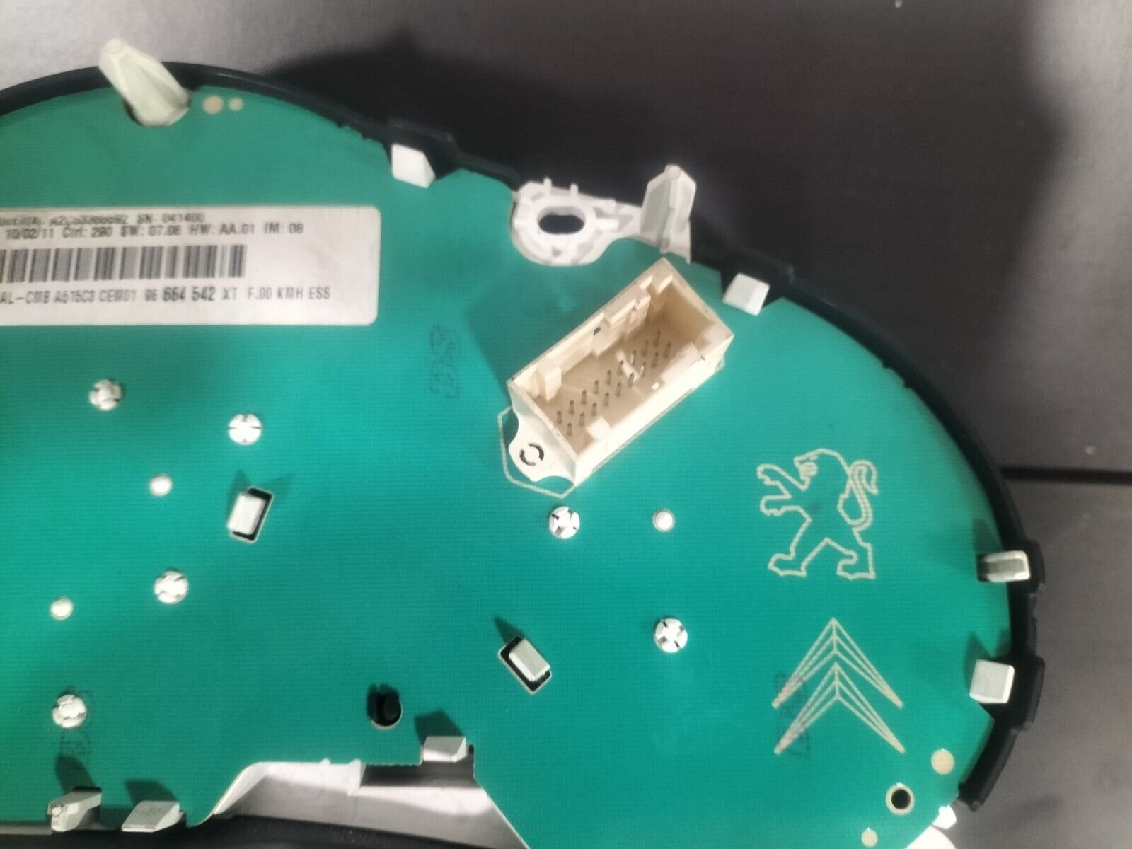 COMPTEUR DE VITESSE  CITROEN DS3 .  96664542XT