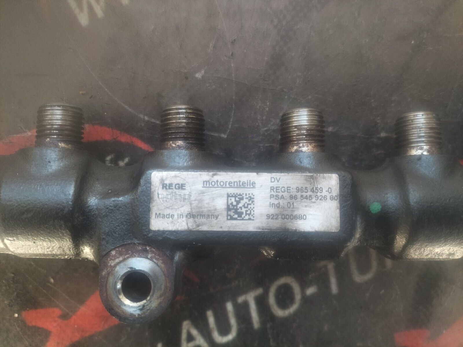 RAMPE D'INJECTION PSA 1.6 HDI 9654592680