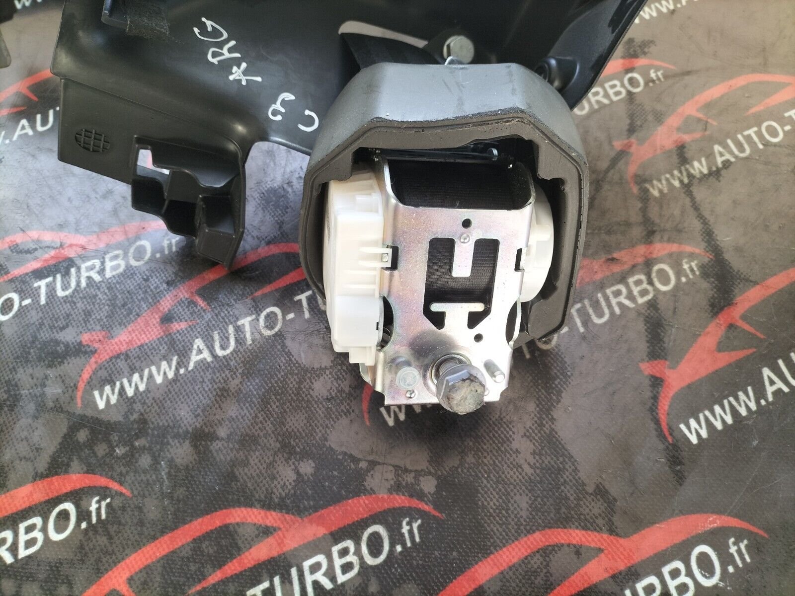 CEINTURE DE SECURITE ARRIERE GAUCHE CITROEN DS3 34048178B