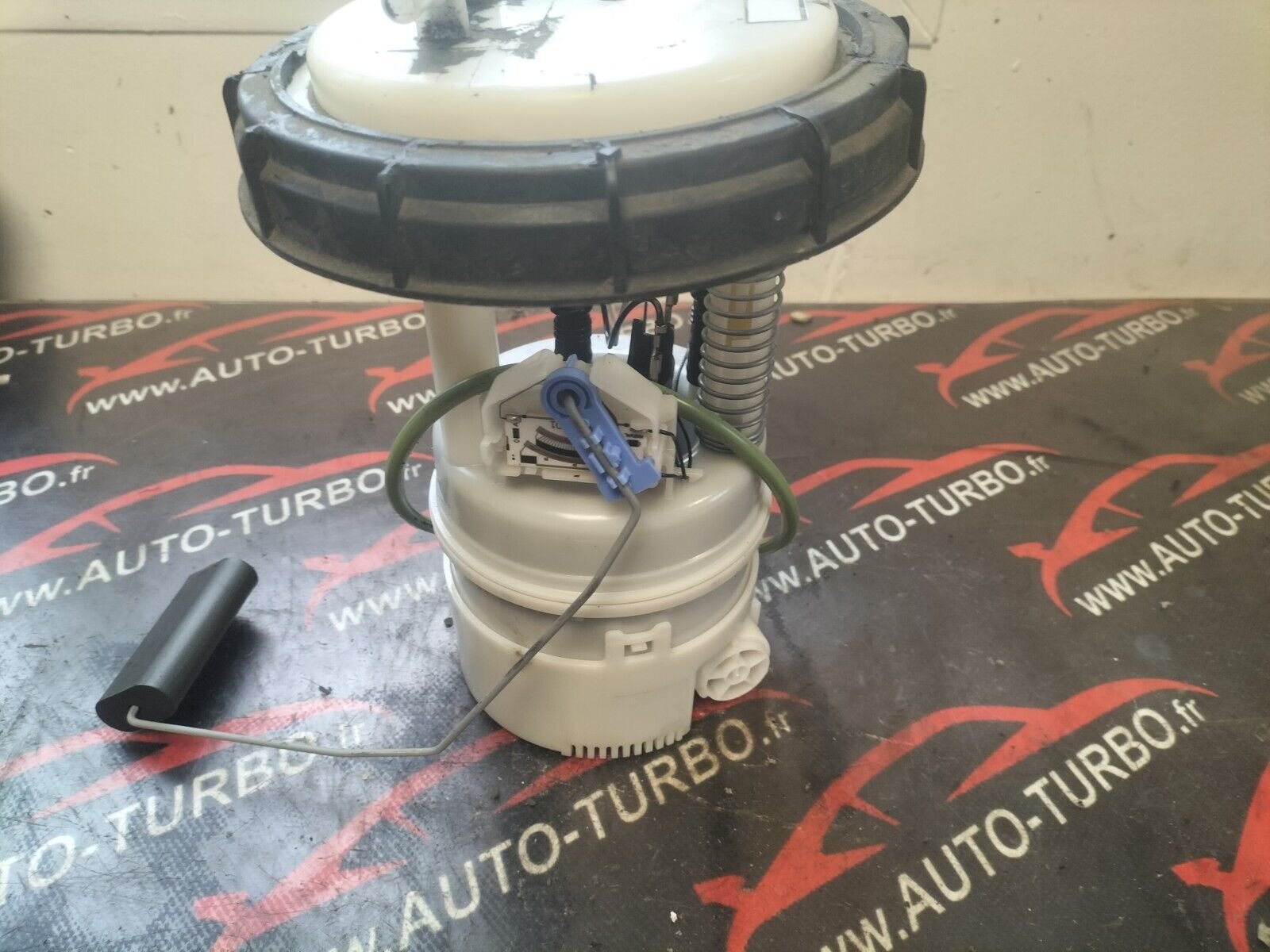 POMPA A GAVAGE  ESSENCE CITROEN DS3  1.6 THP  156 CH