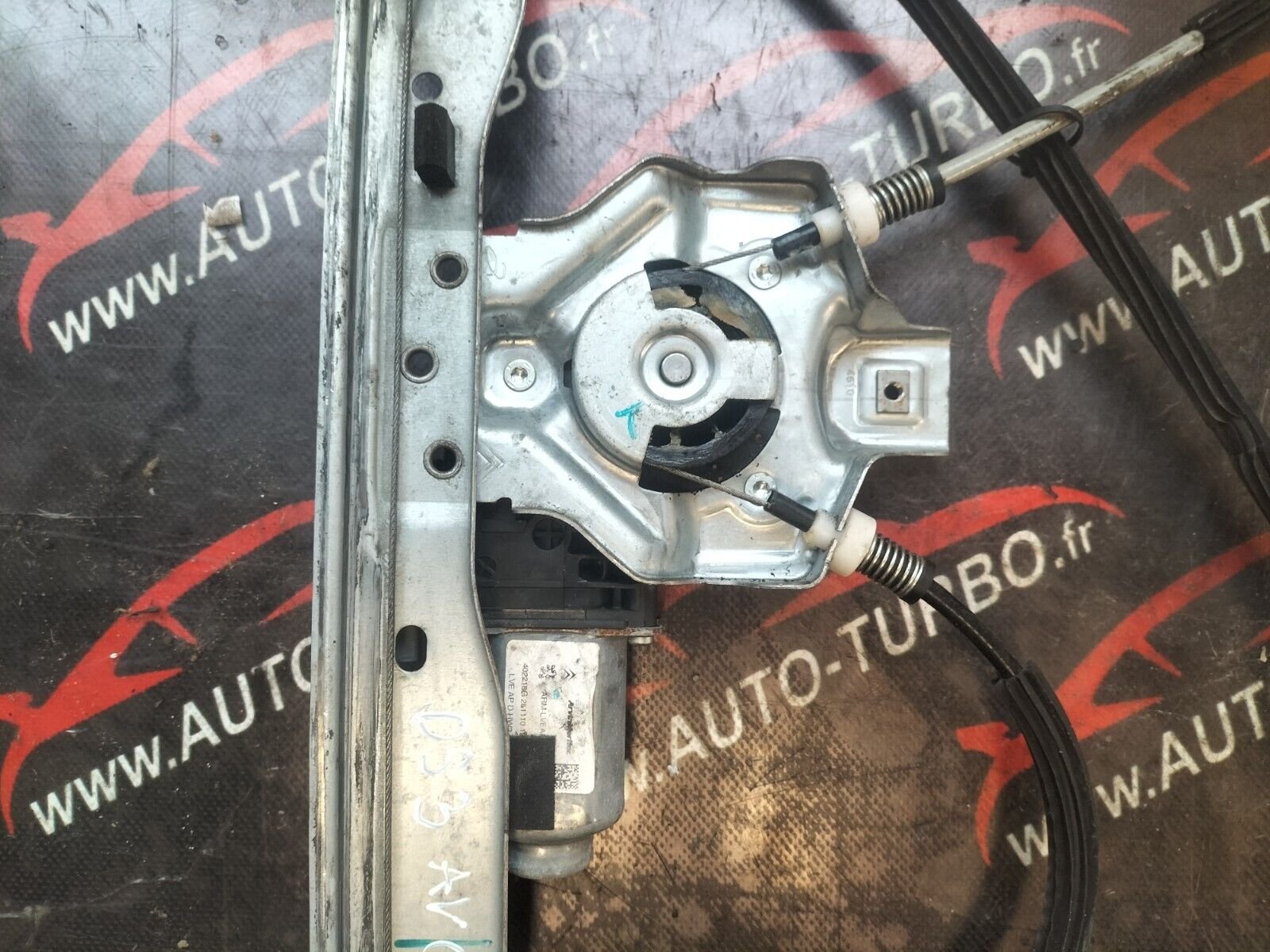 MECANISME LEVE VITRE GAUCHE CITROEN DS3  1.6 THP  156 CH 402218G, 430090C0