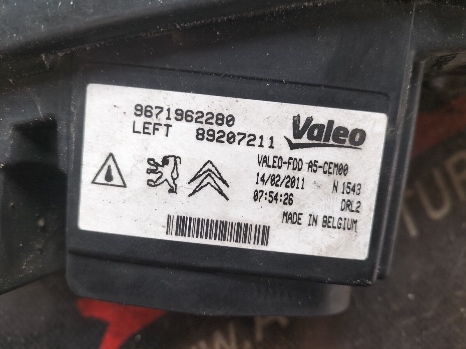 FEUX DIURNE AVANT GAUCHE  CITROEN DS3 1.6 THP 9671962280