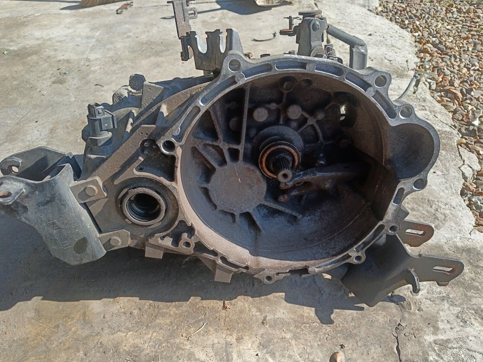 BOITE DE VITESSE 5 MANUEL  HYUNDAI I30 1.6 CRDI 90 CH 43111-32300