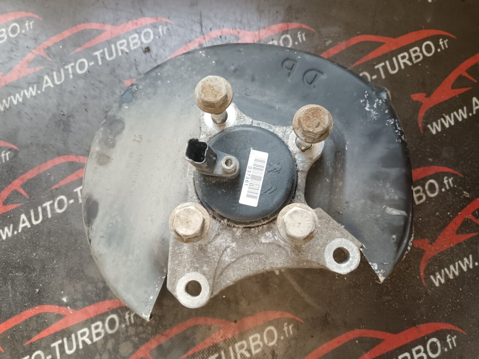 FUSEE ARRIERE DROITE PEUGEOT 308 II 9807111780