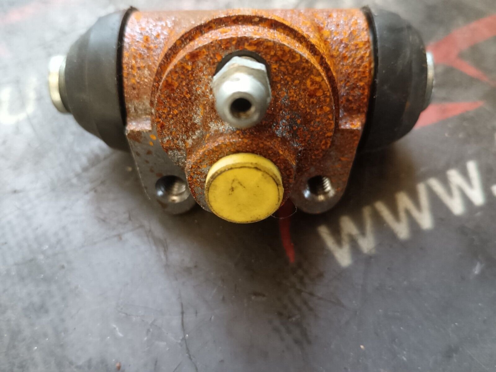 CYLINDRE DE FREIN ARRIERE FIAT DOBLO PANDA IDEA 63900170