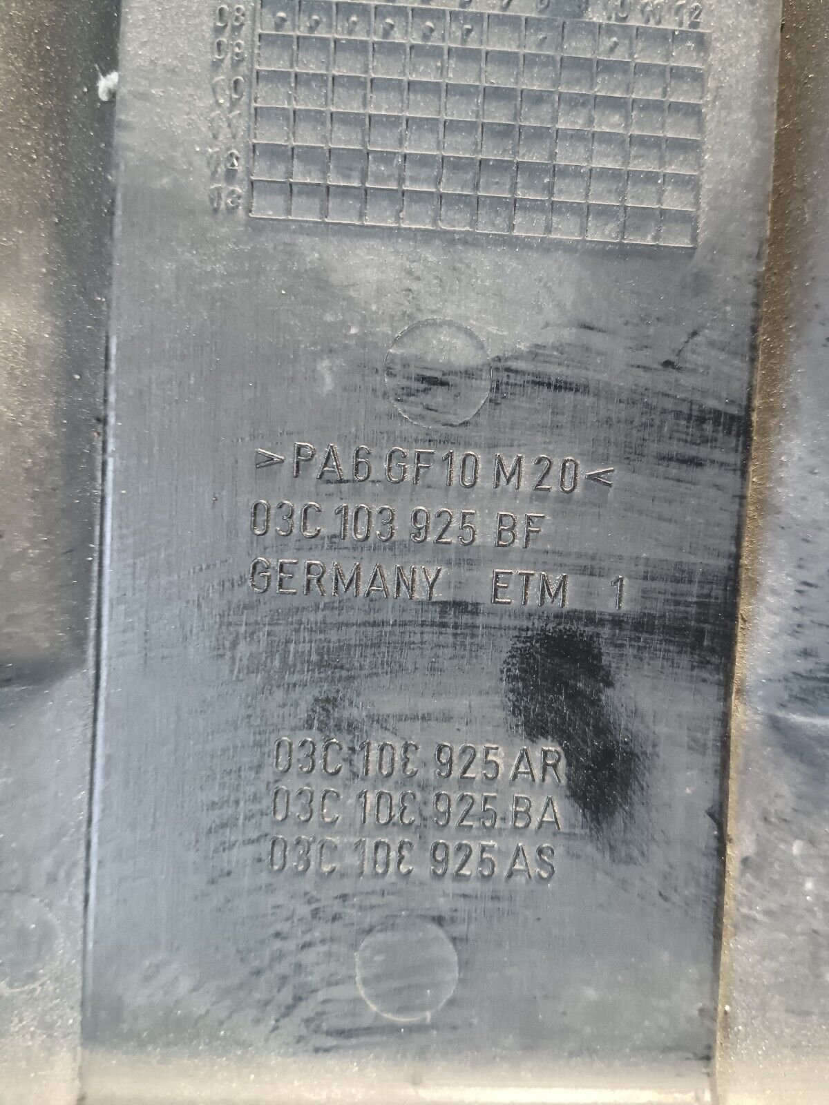 CACHE MOTEUR VOLKSWAGEN GOLF VI 1.4 TSI 03C103925