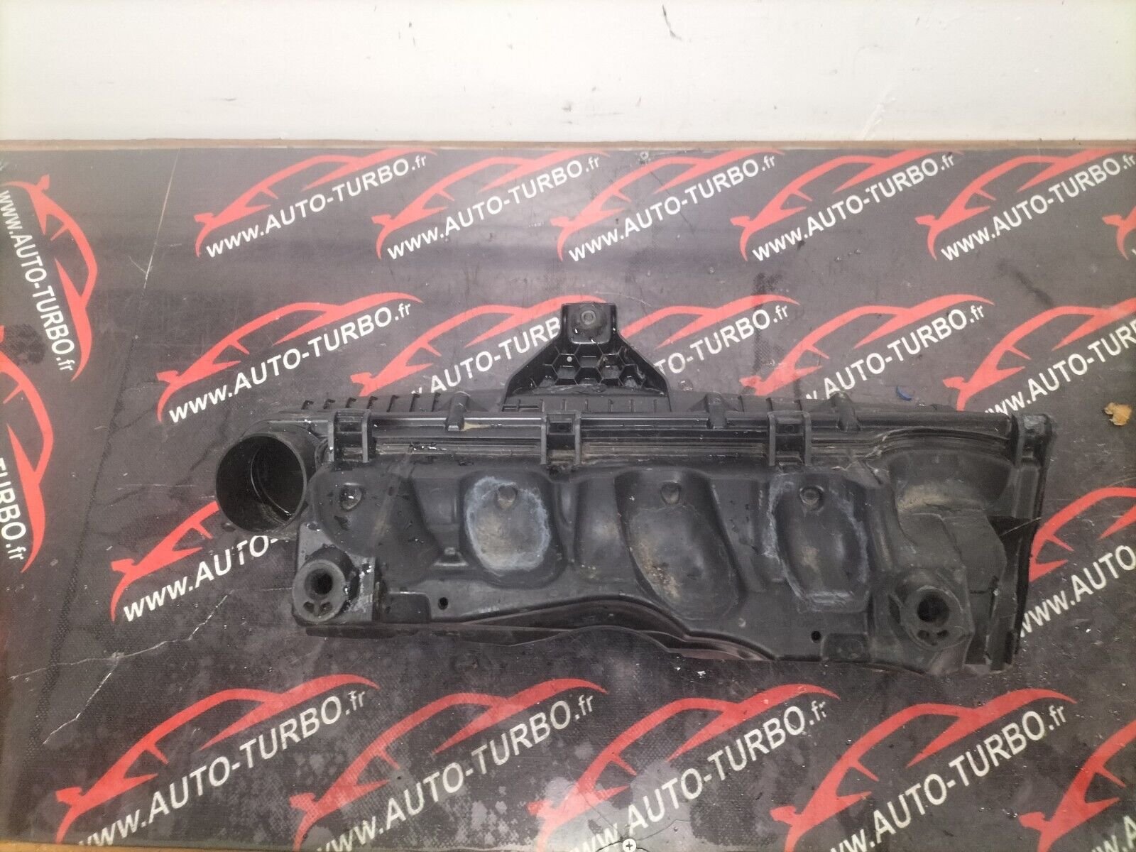 BOITIER FILTRE A AIRE PSA MINI 1.6 ESSENCE 120 CH  V753482280