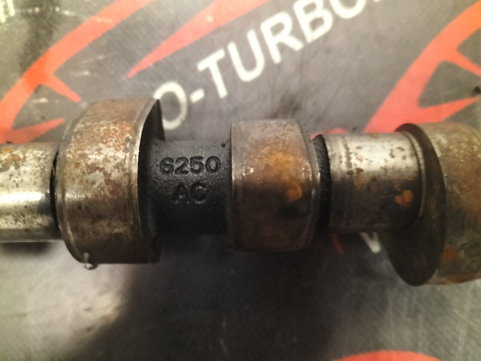 ARBRE A CAME FORD C MAX 1.8 TDCI 115 CH KKDA