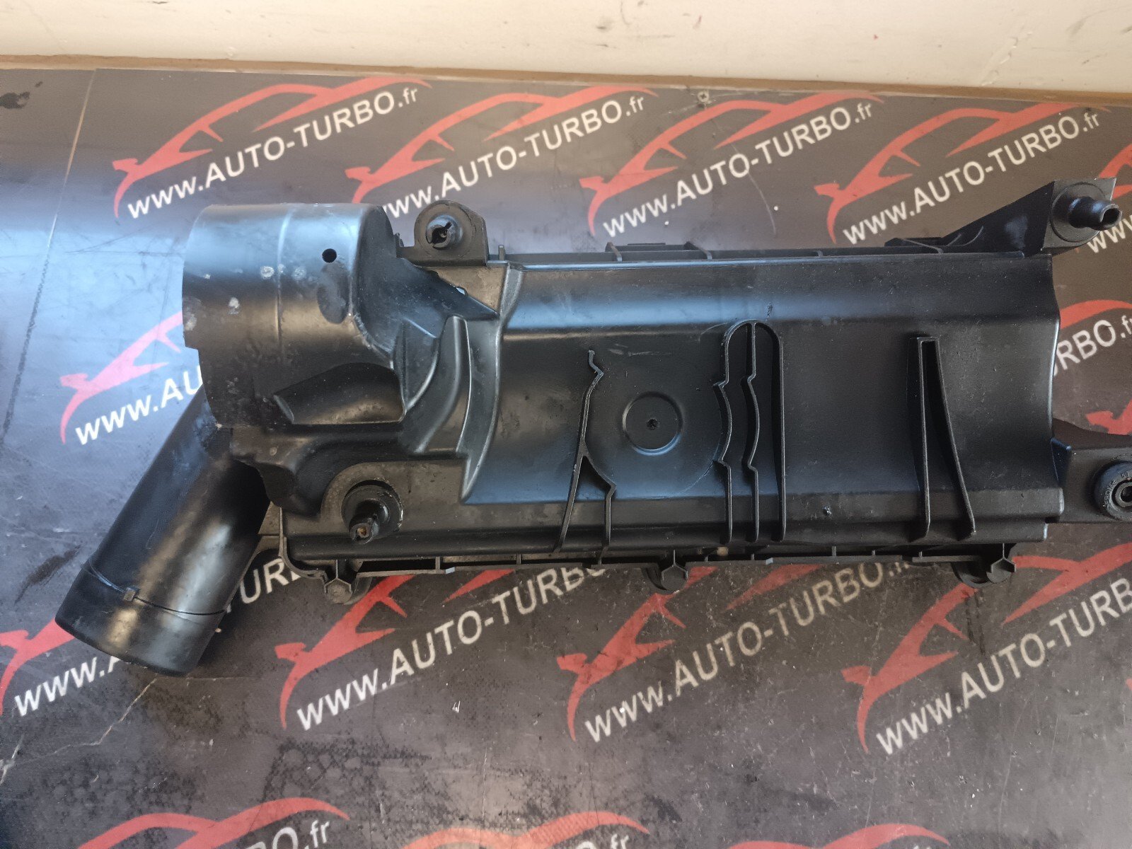 BOITIER FILTRE A AIR  CITROEN DS3 1.6 THP 156 CH  V75836818008