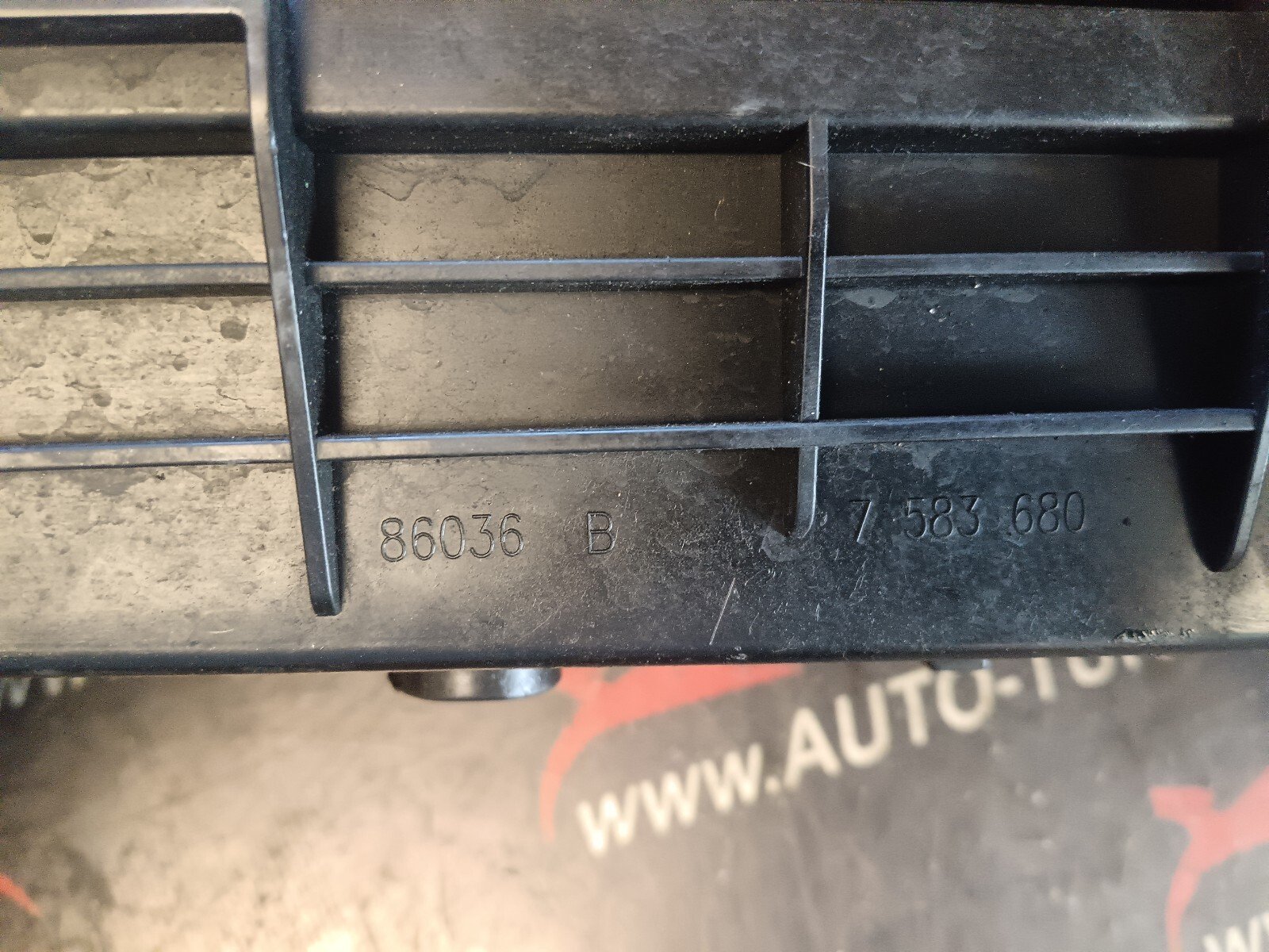 BOITIER FILTRE A AIR  CITROEN DS3 1.6 THP 156 CH  V75836818008