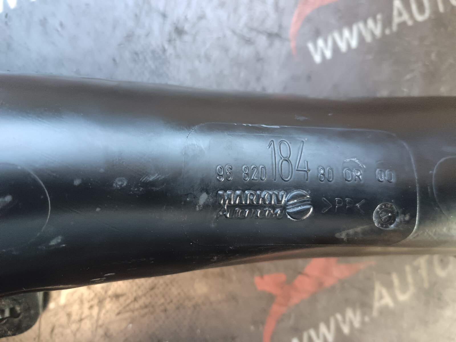 DURITE FILTRE A AIR   CITROEN DS3 1.6 THP 156 CH 9682018480