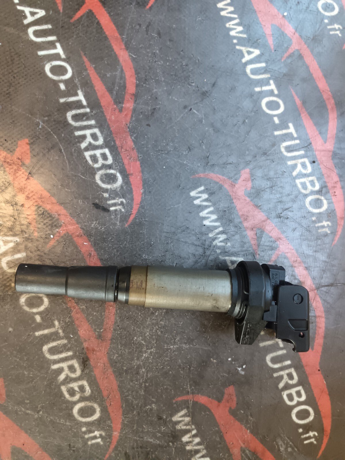 BOBINE D'ALLUMAGE CITROEN DS3 1.6 THP 156 CH V757501080