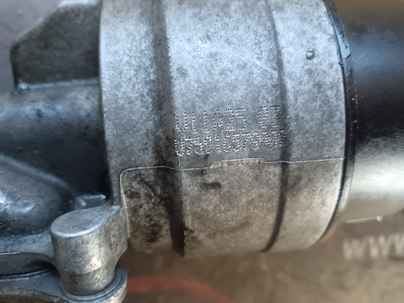 BOITIER FILTRE A HUILE   CITROEN DS3 1.6 THP 156 CH V759165780