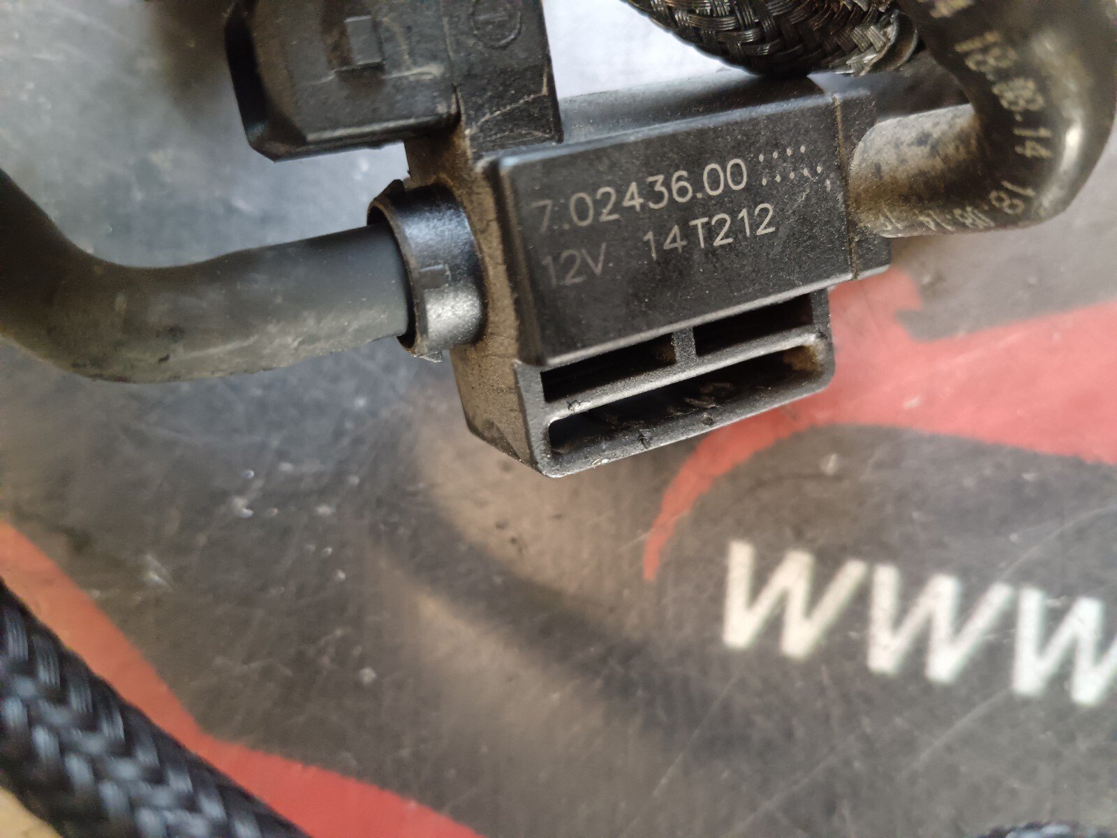 SYSTEME DE VIDE ELECTROVANNES RANGE ROVER SPORT 3.0 TDV6 306DT 70243600