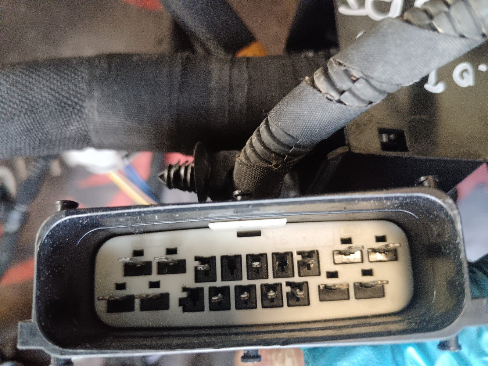 FAISCEAUX MOTEUR  RANGE ROVER SPORT 3.0 TDV6 306DT EH2Q9H589AB